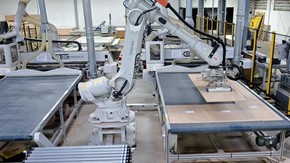 EXCITECH Smart Factory1.jpg