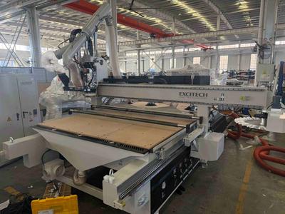 EK-1828D Woodworking machine Center